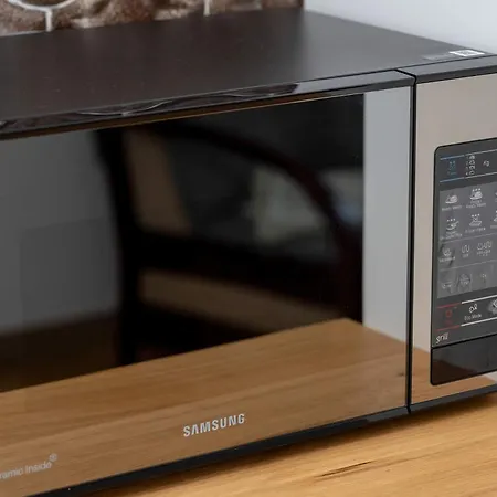 Modern With Smart Tv & Wifi Only 500 M From The Sea By Renters Διαμέρισμα