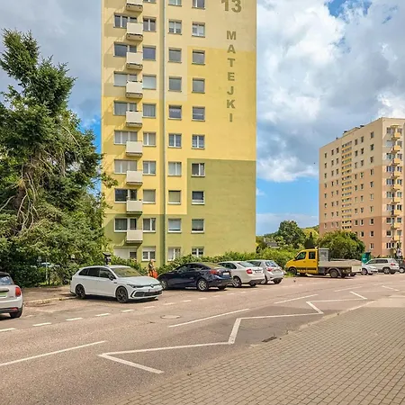 Διαμέρισμα Modern With Smart Tv & Wifi Only 500 M From The Sea By Renters *